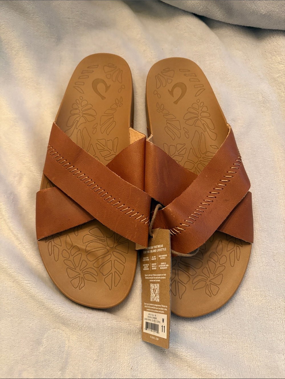 OluKai Women's Cognac Leather Crisscross Slide Sandals